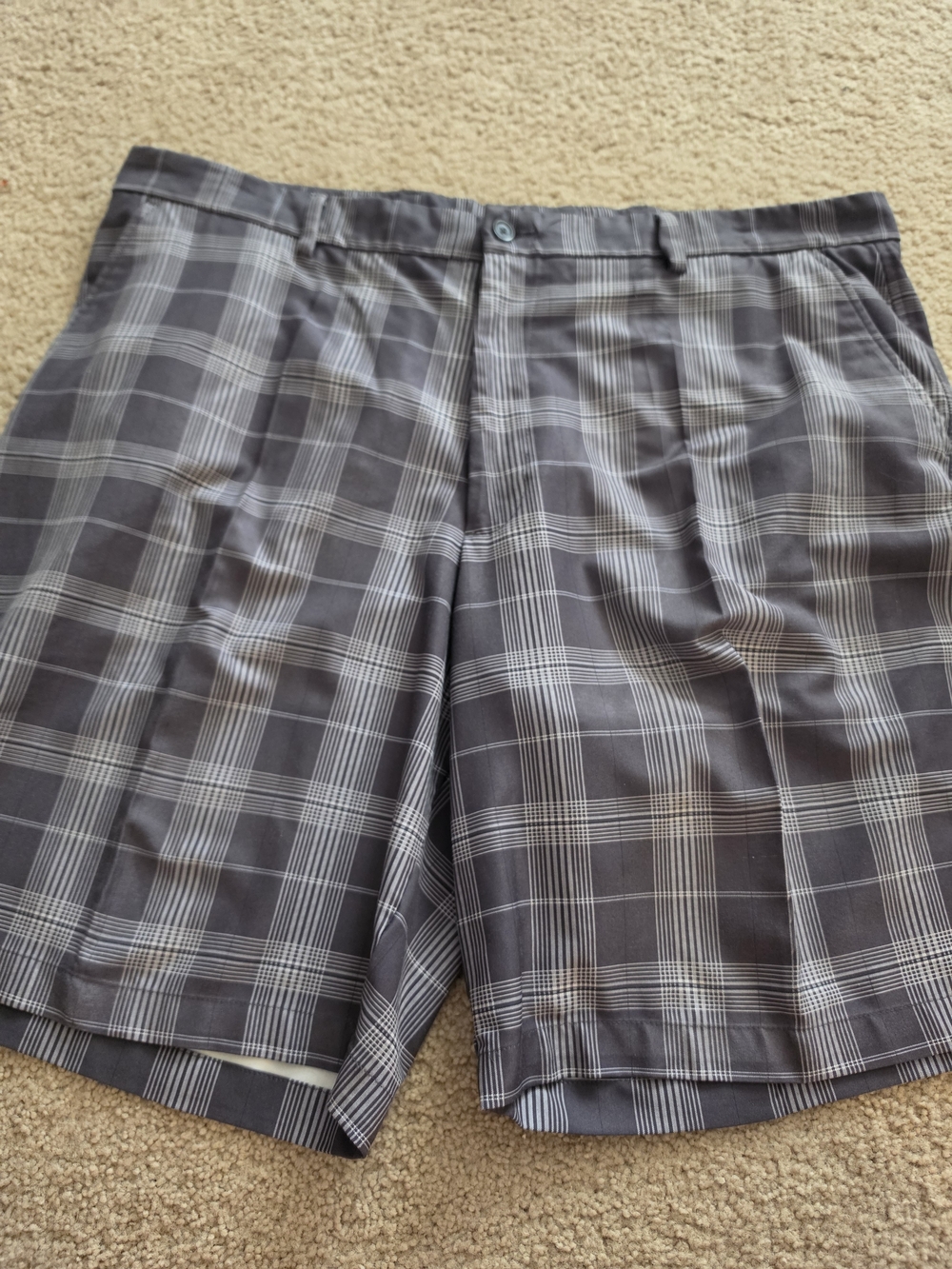 Pebble Beach Men's Gray Plaid Shorts - Classic Summer Style Sz 42